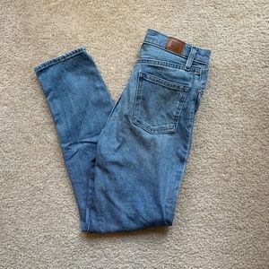 BDG Girlfriend High-rise Jeans
